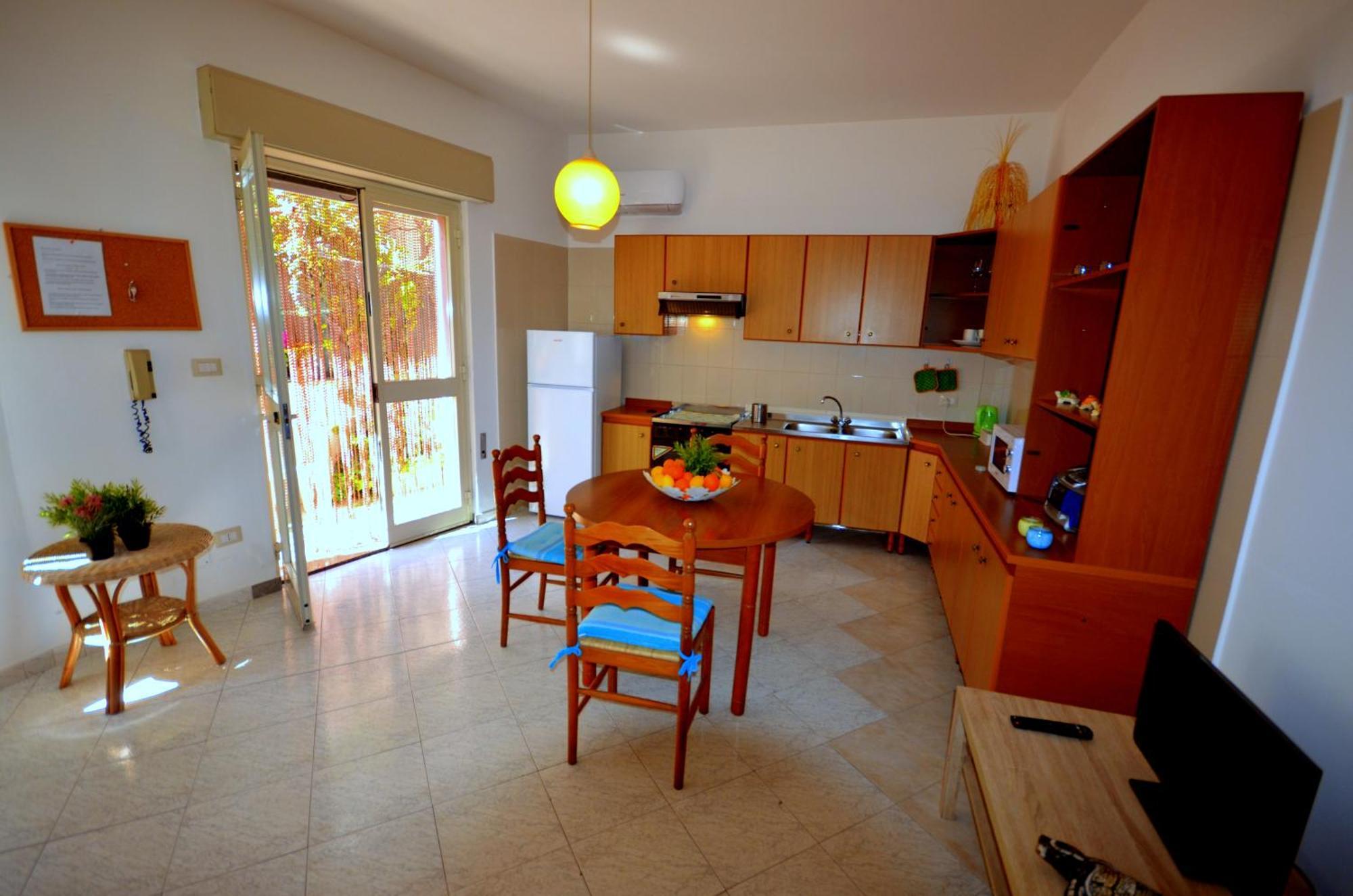 Naxos Sea Holiday Apartments Giardini Naxos Esterno foto