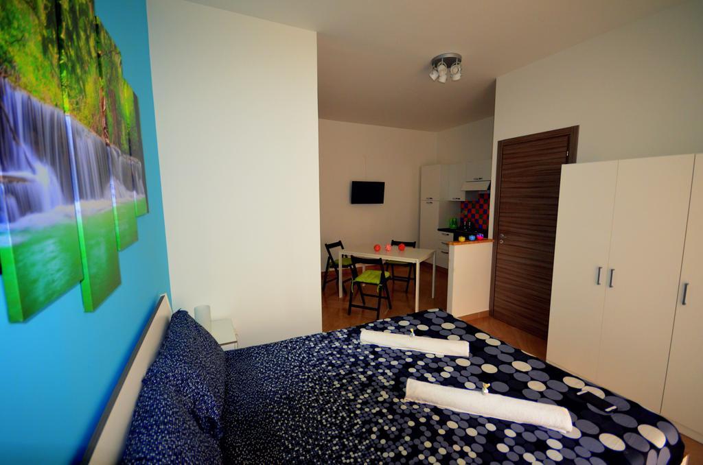 Naxos Sea Holiday Apartments Giardini Naxos Esterno foto