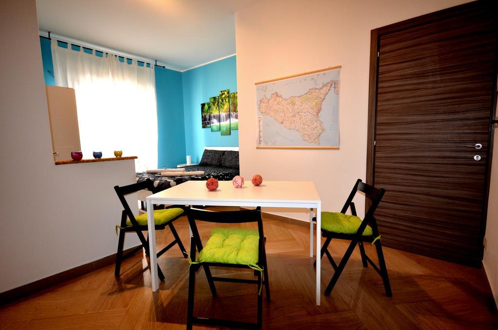 Naxos Sea Holiday Apartments Giardini Naxos Esterno foto