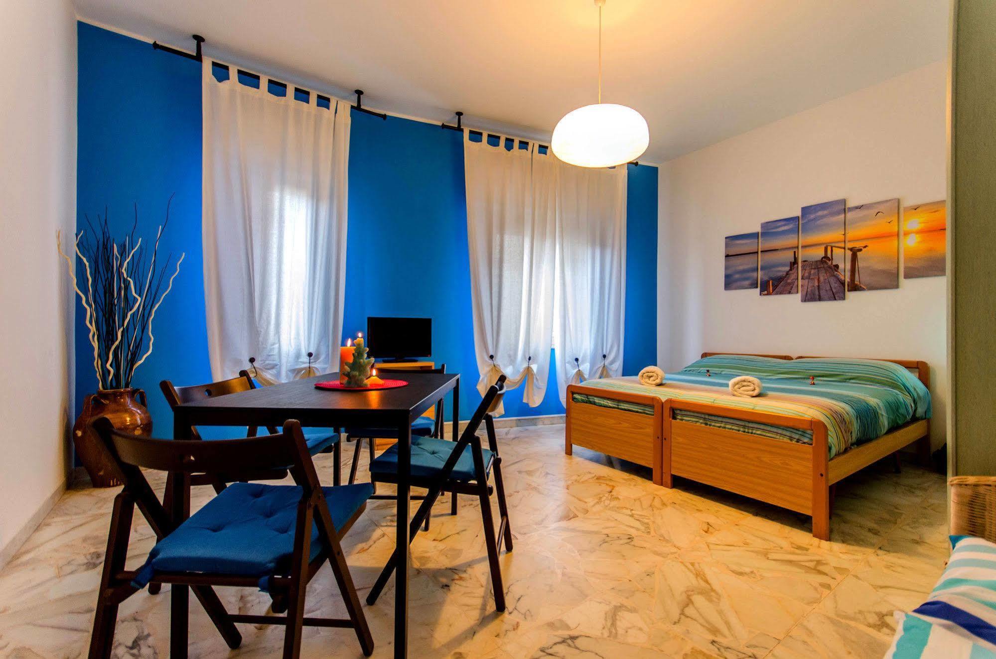 Naxos Sea Holiday Apartments Giardini Naxos Esterno foto