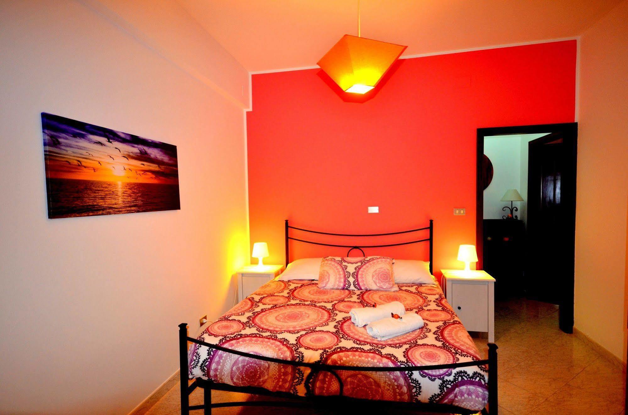 Naxos Sea Holiday Apartments Giardini Naxos Esterno foto